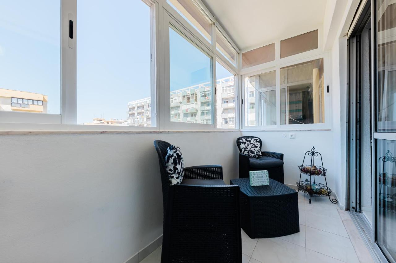 2 Room Condo - 5 Mins From Costa Da Caparica Beach & Bars 외부 사진