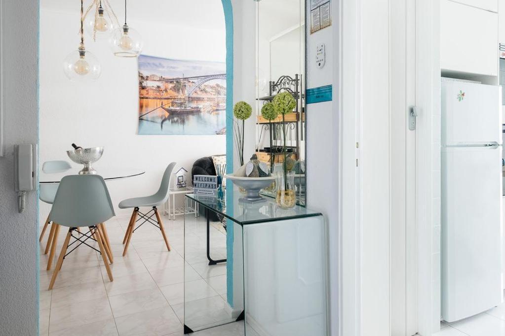 2 Room Condo - 5 Mins From Costa Da Caparica Beach & Bars 외부 사진