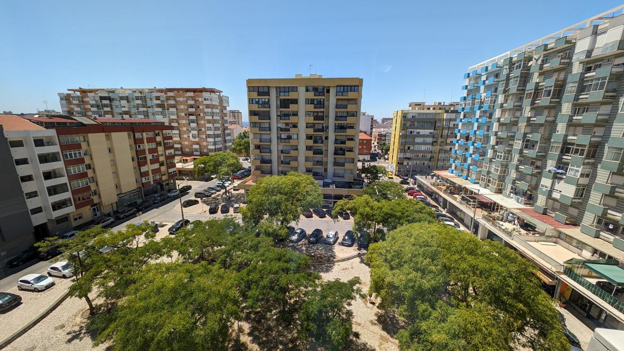 2 Room Condo - 5 Mins From Costa Da Caparica Beach & Bars 외부 사진