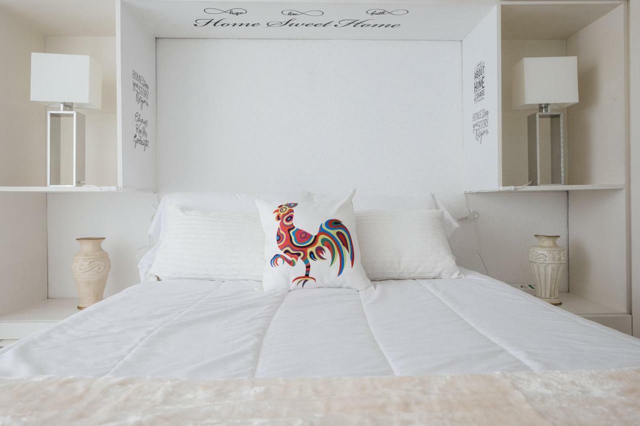 2 Room Condo - 5 Mins From Costa Da Caparica Beach & Bars 외부 사진